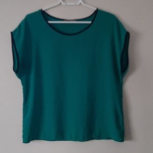 Smart Set Top ~ Med